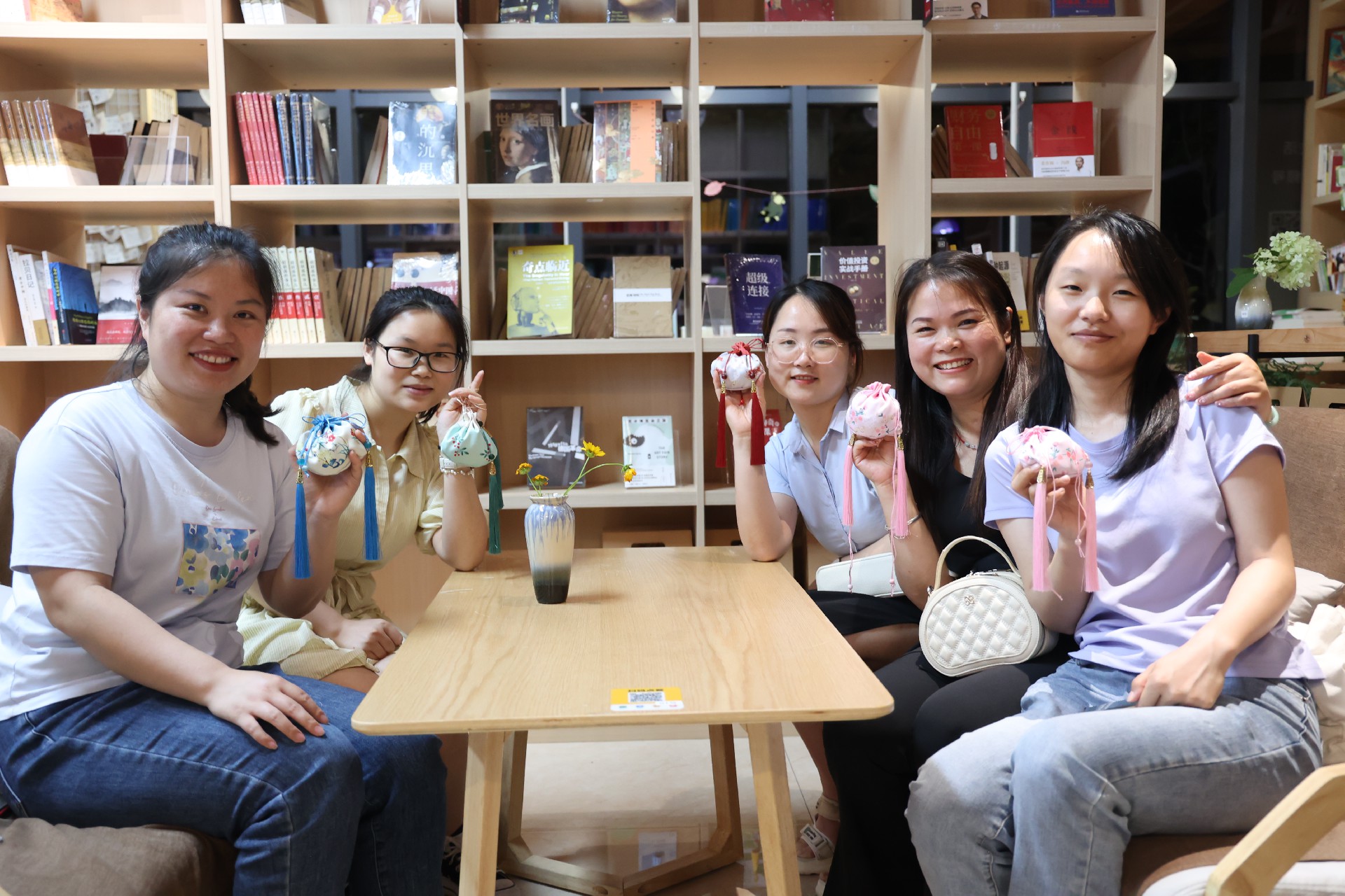 1718873930949485.jpg 1718873930949485.jpg