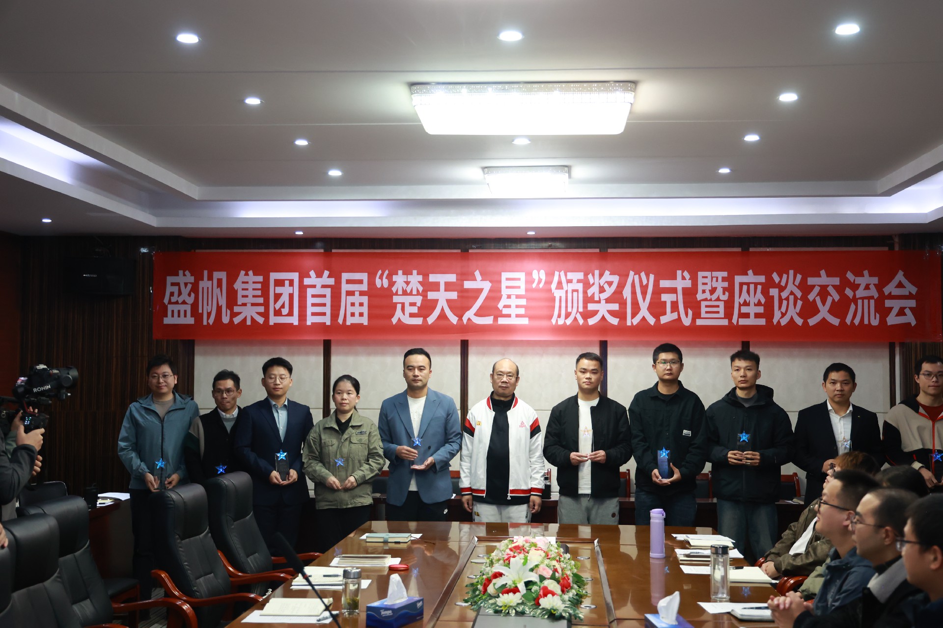 1732602769104765.jpg 1732602769104765.jpg